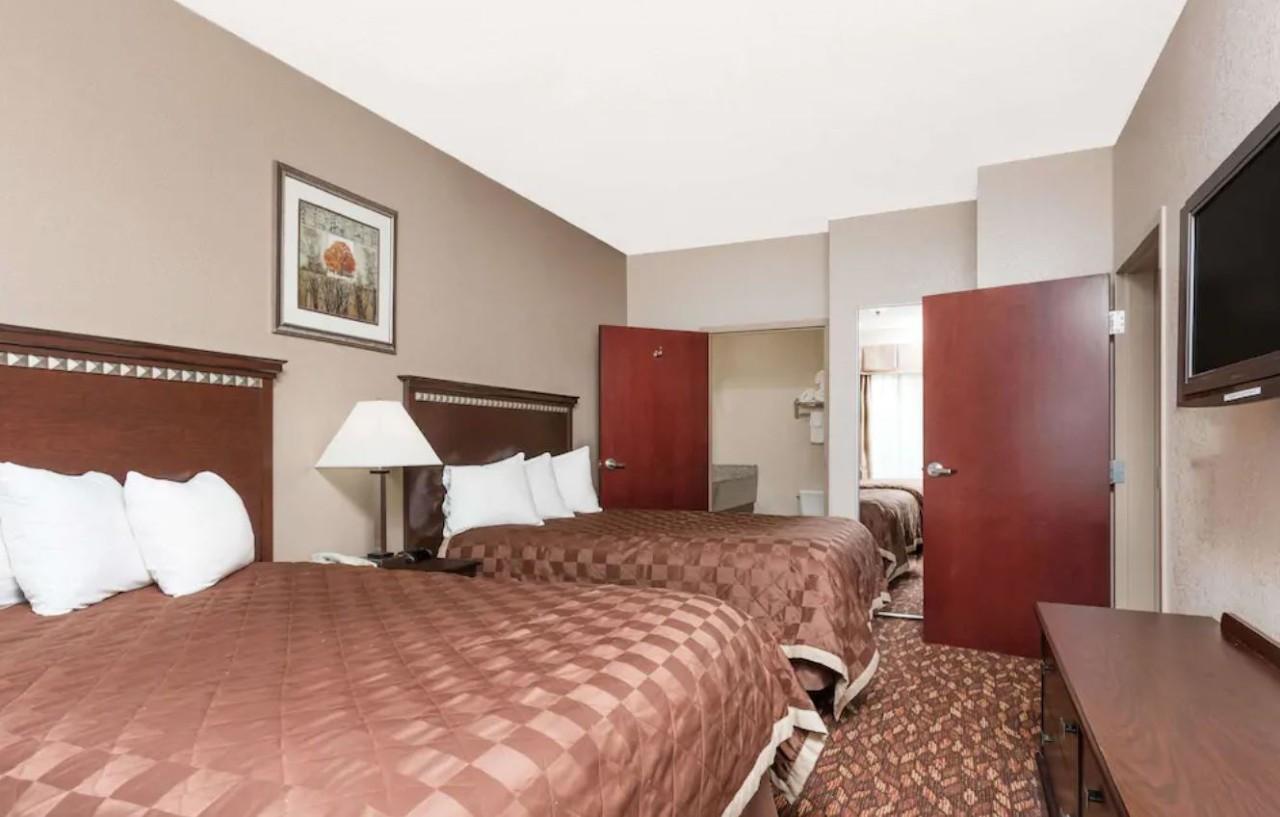 La Quinta Inn & Suites By Wyndham Augusta Fort Eisenhower Exteriör bild