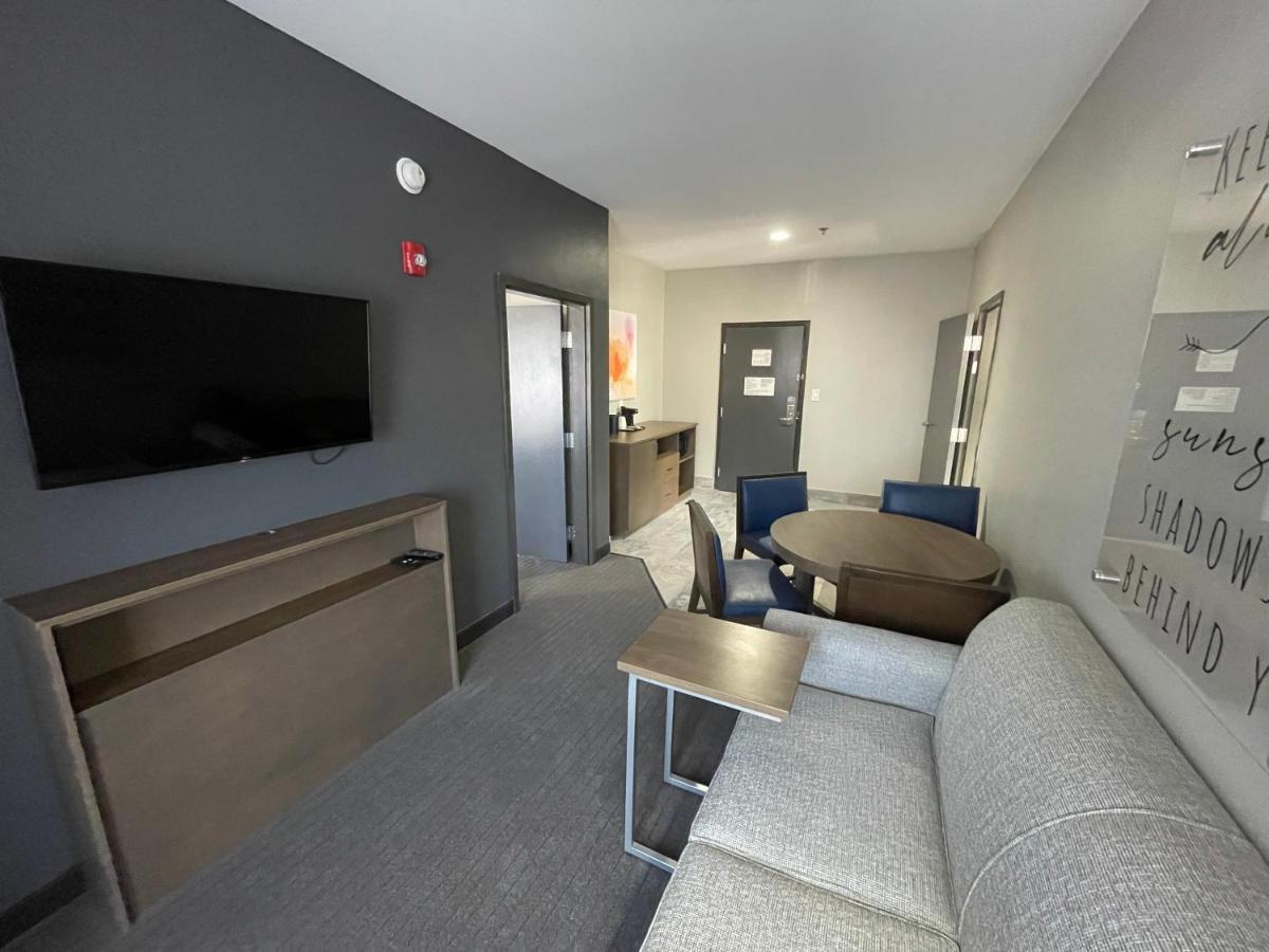 La Quinta Inn & Suites By Wyndham Augusta Fort Eisenhower Exteriör bild