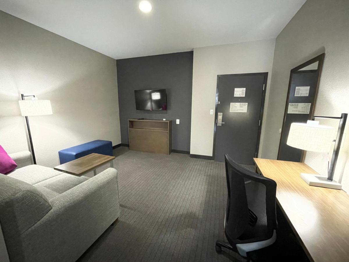 La Quinta Inn & Suites By Wyndham Augusta Fort Eisenhower Exteriör bild