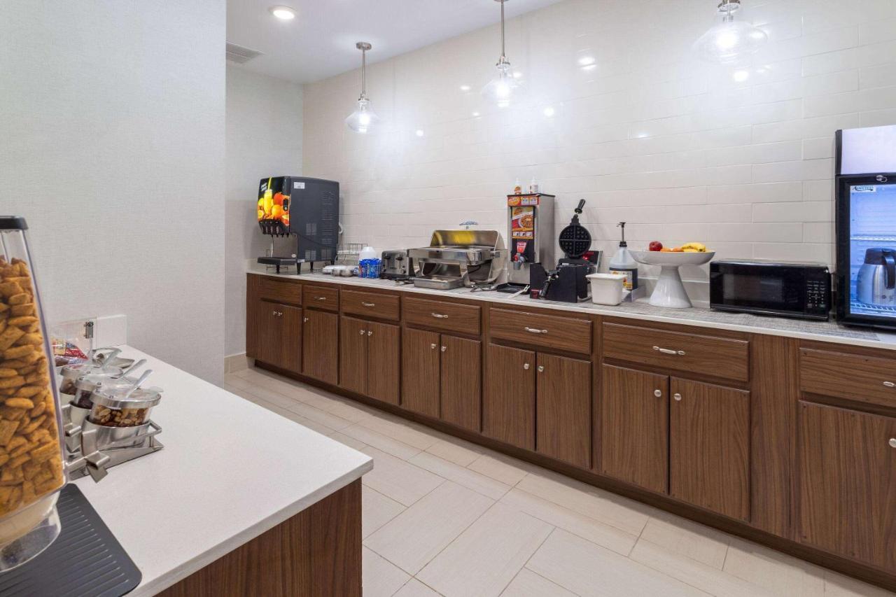 La Quinta Inn & Suites By Wyndham Augusta Fort Eisenhower Exteriör bild