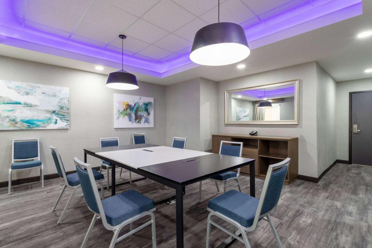 La Quinta Inn & Suites By Wyndham Augusta Fort Eisenhower Exteriör bild