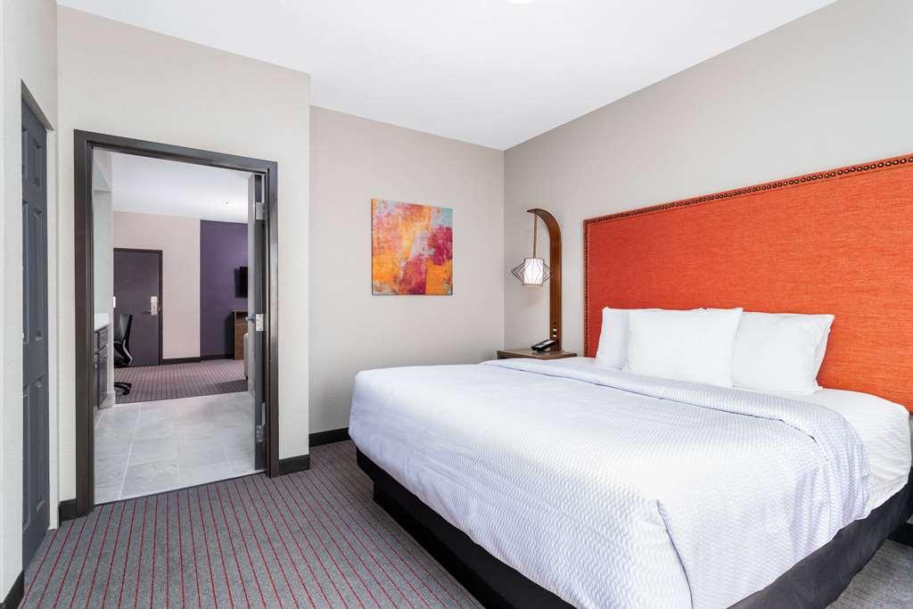 La Quinta Inn & Suites By Wyndham Augusta Fort Eisenhower Rum bild